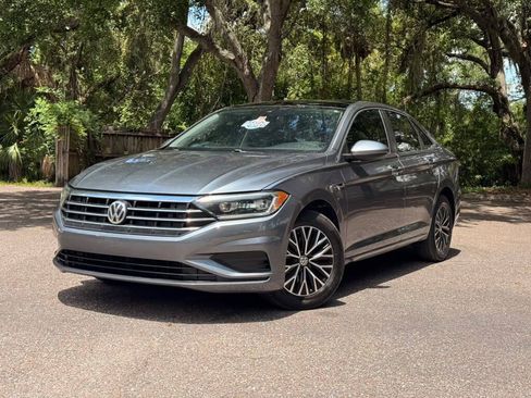 Used 2019 Volkswagen Jetta SEL FWD image 1