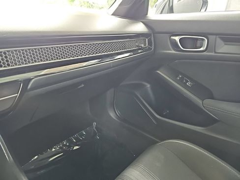Used 2025 Honda Civic Sport image 24