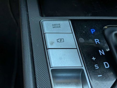 Used 2022 Hyundai Elantra SEL w/ Convenience + Premium Package FWD image 23