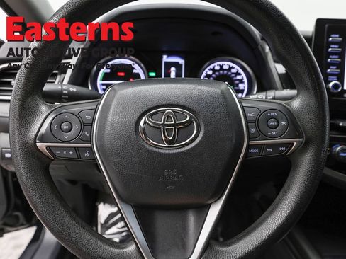 Used 2022 Toyota Camry LE FWD image 10