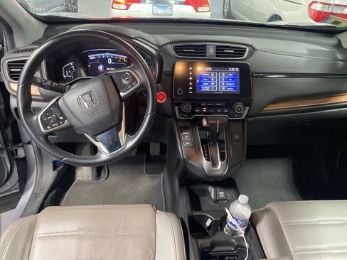 Used 2018 Honda CR-V Touring image 9