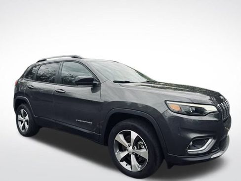 Certified 2022 Jeep Cherokee Limited image 4