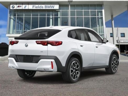 New 2026 BMW X2 xDrive28i w/ Technology Package image 2
