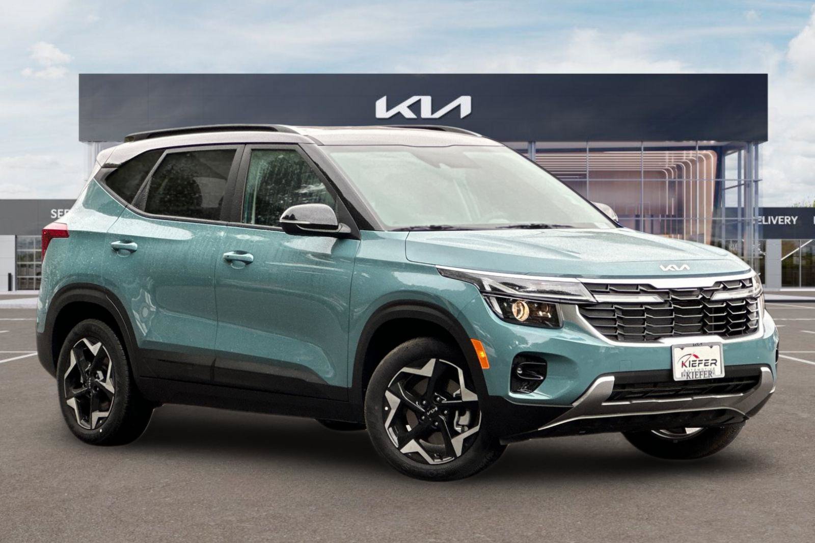 Used 2026 Kia Seltos S AWD/4WD image 2