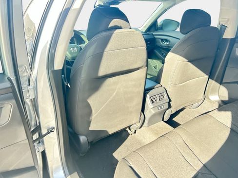 Used 2025 Honda Accord SE image 12