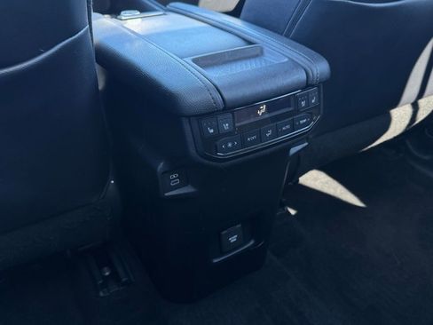 Used 2024 Toyota Grand Highlander AWD image 22