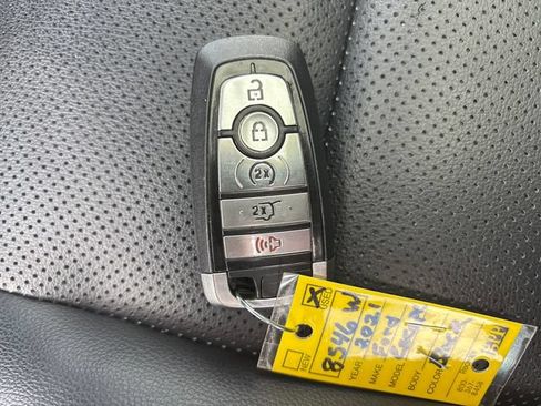 Used 2021 Ford Escape SEL w/ Technology Package AWD/4WD image 26