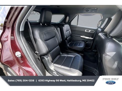 Used 2022 Ford Explorer XLT w/ Equipment Group 202A AWD/4WD image 20
