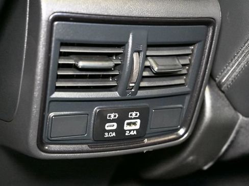 Used 2025 Subaru Forester Limited AWD/4WD image 58
