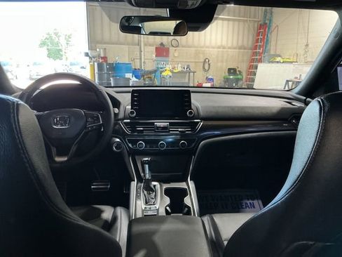 Used 2022 Honda Accord Sport image 13