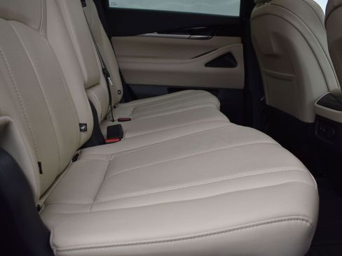 Certified 2023 INFINITI QX60 Pure image 23