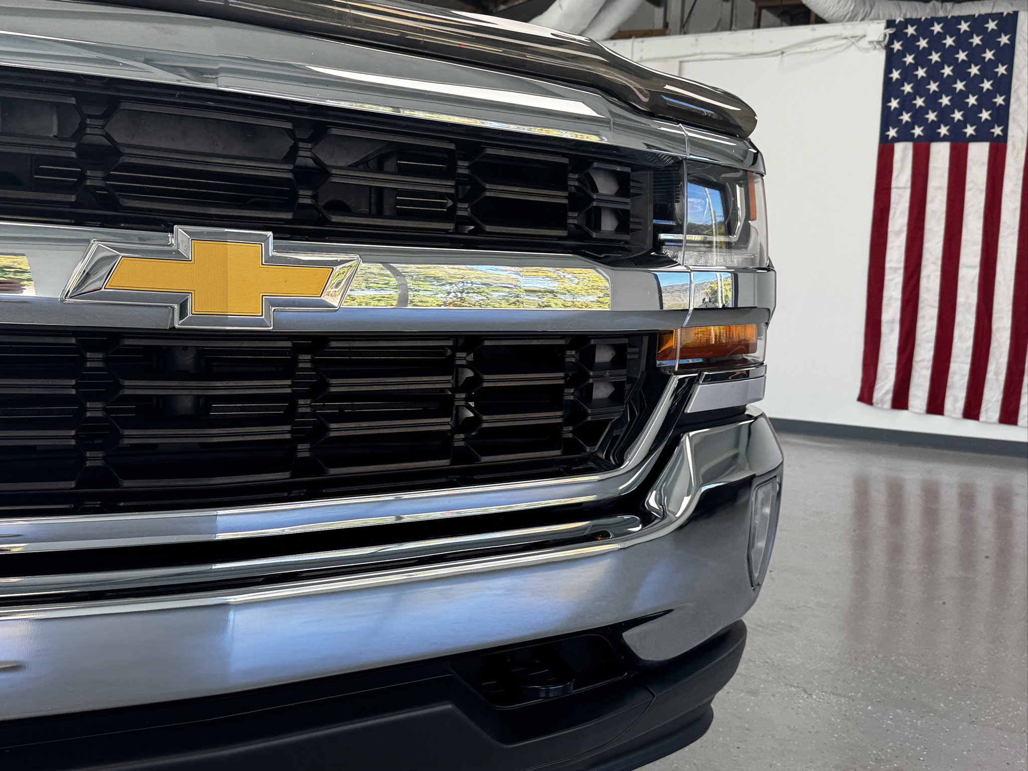 Used 2017 Chevrolet Silverado 1500 LT w/ All Star Edition AWD/4WD image 11