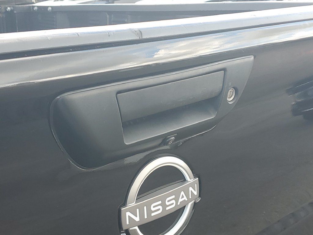 Used 2023 Nissan Titan SV w/ Accessory Utility Package RWD image 15