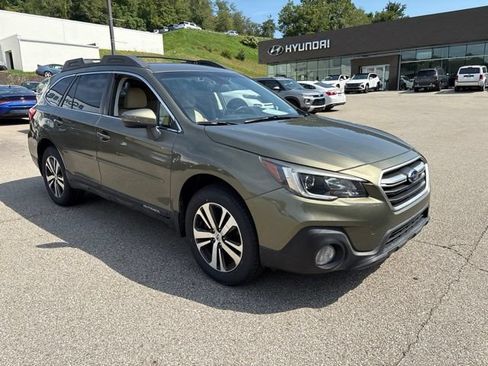 Used 2019 Subaru Outback 2.5i Limited w/ Popular Package #2 AWD/4WD image 5