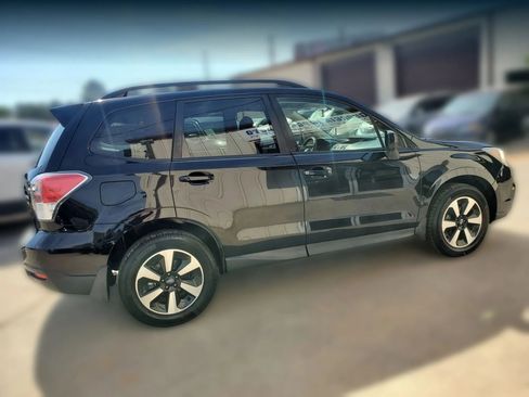 Used 2017 Subaru Forester 2.5i Premium w/ All-Weather Package AWD/4WD image 16