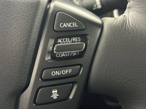 Used 2024 Nissan Frontier SV w/ Hardbody Edition AWD/4WD image 21