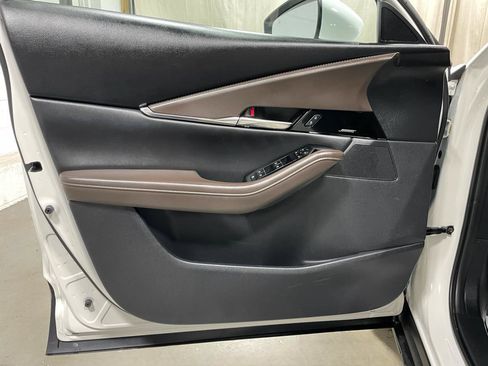 Used 2024 MAZDA CX-30 AWD 2.5 S w/ Premium Package image 8