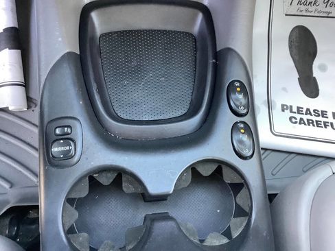 Used 2007 Toyota Sequoia SR5 image 37