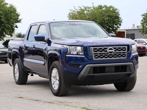 Used 2022 Nissan Frontier SV RWD image 4