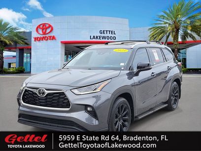 Used 2023 Toyota Highlander Limited