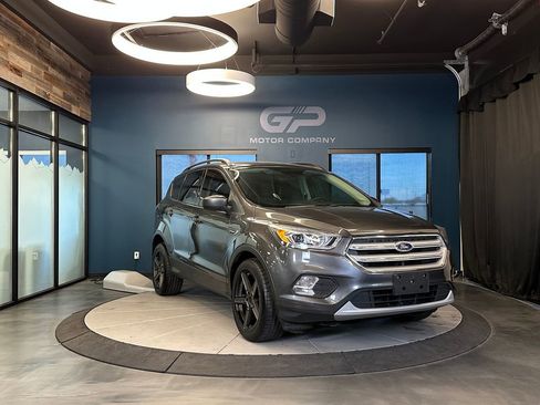 Used 2018 Ford Escape SEL image 1