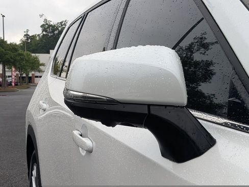 Used 2024 Toyota Grand Highlander AWD image 13