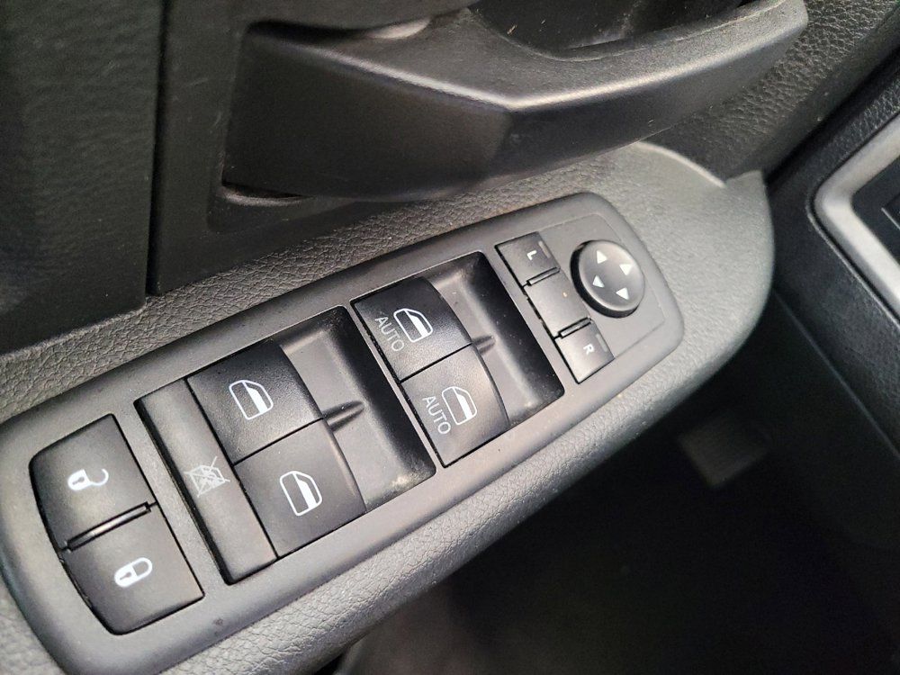Used 2018 RAM 1500 Express w/ Express Value Package AWD/4WD image 27