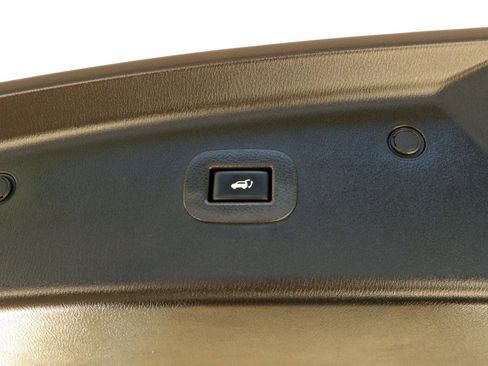 Used 2019 Nissan Armada SL w/ Premium Package image 41