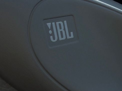 Used 2025 Toyota Camry XLE w/ Premium Plus Package FWD image 19