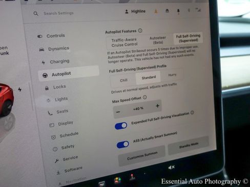 Used 2023 Tesla Model 3 Standard Range image 29