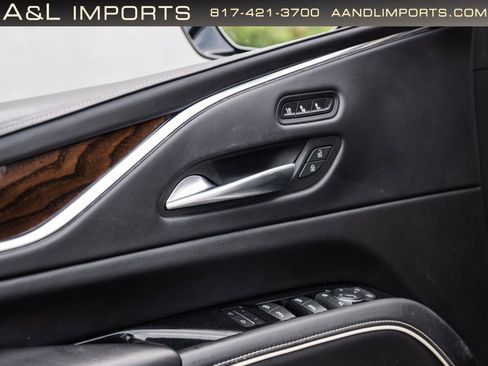 Used 2022 Cadillac Escalade Sport Platinum w/ Heavy-Duty Trailer Package AWD/4WD image 40