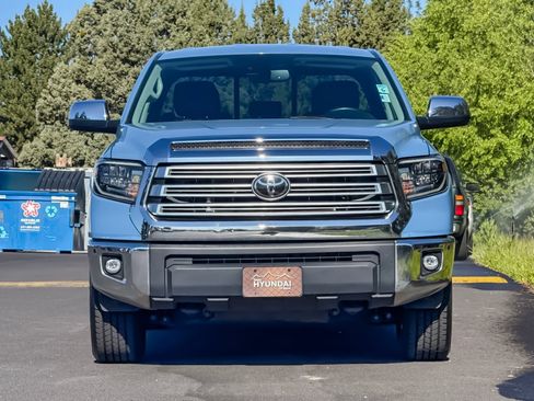 Used 2021 Toyota Tundra Limited w/ Limited Premium Package AWD/4WD image 9