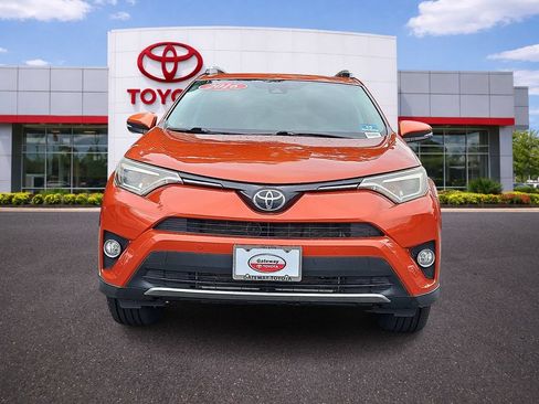 Used 2016 Toyota RAV4 Limited AWD/4WD image 2