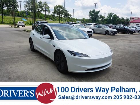 Used 2024 Tesla Model 3 Standard Range RWD image 1