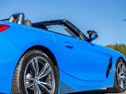 Used 2020 BMW Z4 M40i image 33