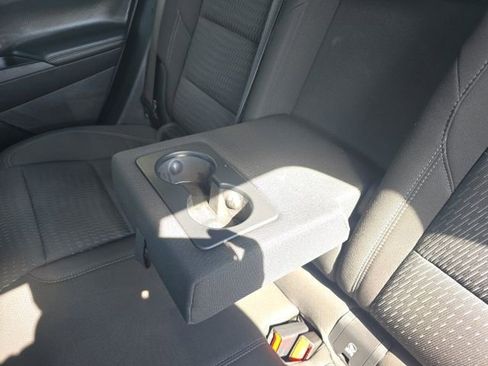 Used 2025 Chevrolet Equinox LT w/ Safety and Technology Package image 30