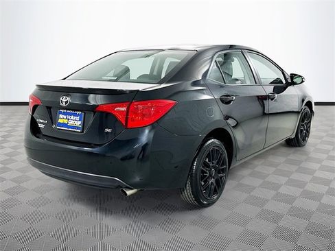 Used 2017 Toyota Corolla SE image 14