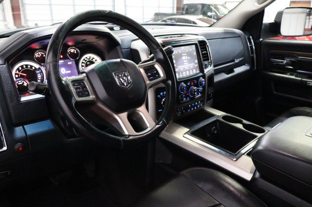 Used 2015 RAM 2500 Laramie w/ Black Appearance Group AWD/4WD image 32