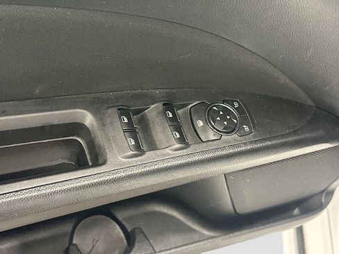 Used 2019 Ford Fusion SE image 15