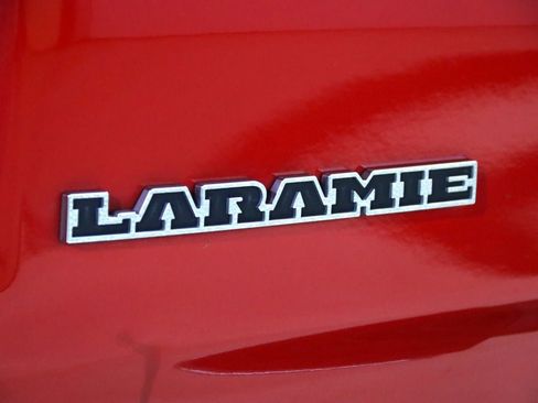 Used 2024 RAM 1500 Laramie image 18