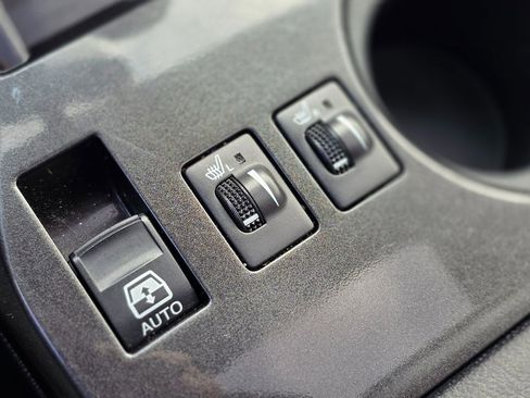 Used 2014 Toyota 4Runner Trail Premium image 37