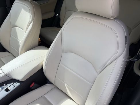 Used 2020 INFINITI QX50 Luxe w/ Navigation Package image 16