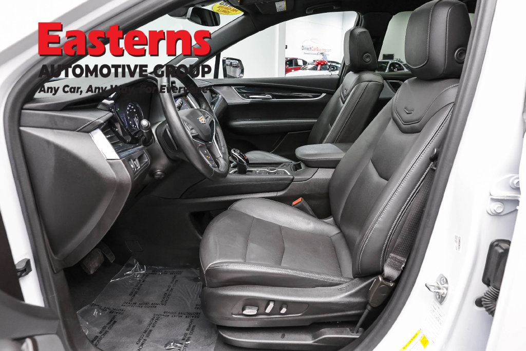 Used 2025 Cadillac XT5 Premium Luxury FWD image 15