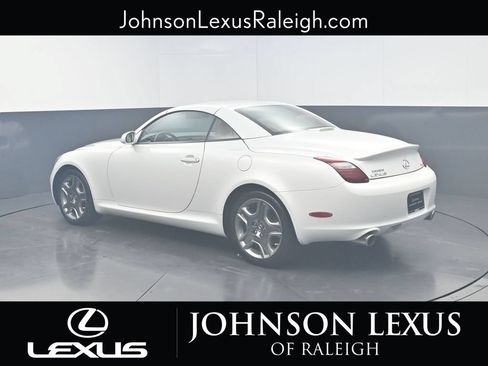 Used 2008 Lexus SC 430 Convertible w/ Preferred Accessory Pkg RWD image 7