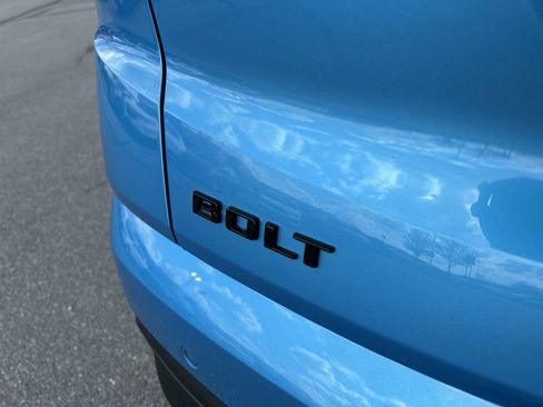 New 2027 Chevrolet Bolt LT w/ Comfort Package image 10