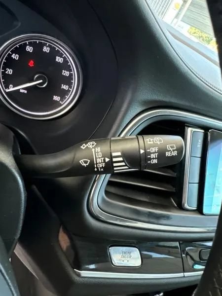 Used 2021 Buick Enclave Essence FWD image 46