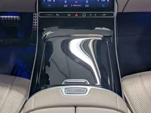 Used 2023 Mercedes-Benz S 500 4MATIC image 12