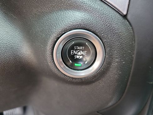 Used 2020 GMC Sierra 1500 Elevation w/ Elevation Value Package image 19