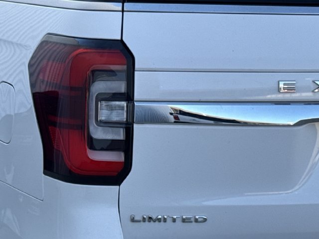 Used 2024 Ford Expedition Max Limited RWD image 6
