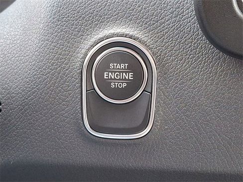 Used 2024 Mercedes-Benz Sprinter 4500 image 22